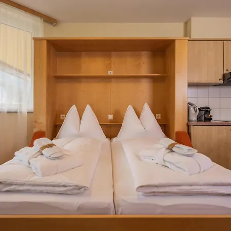 Alpine Aparthotel 4*