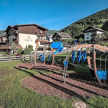 Hotel apartamentowy Alpine