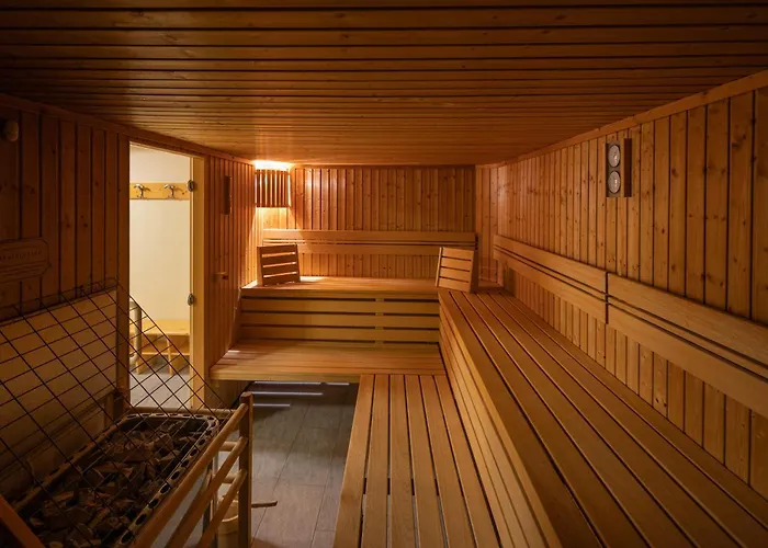 Aparthotel Alpine 4*