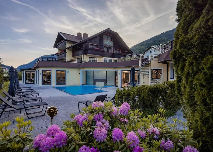 Alpine Aparthotel 4*